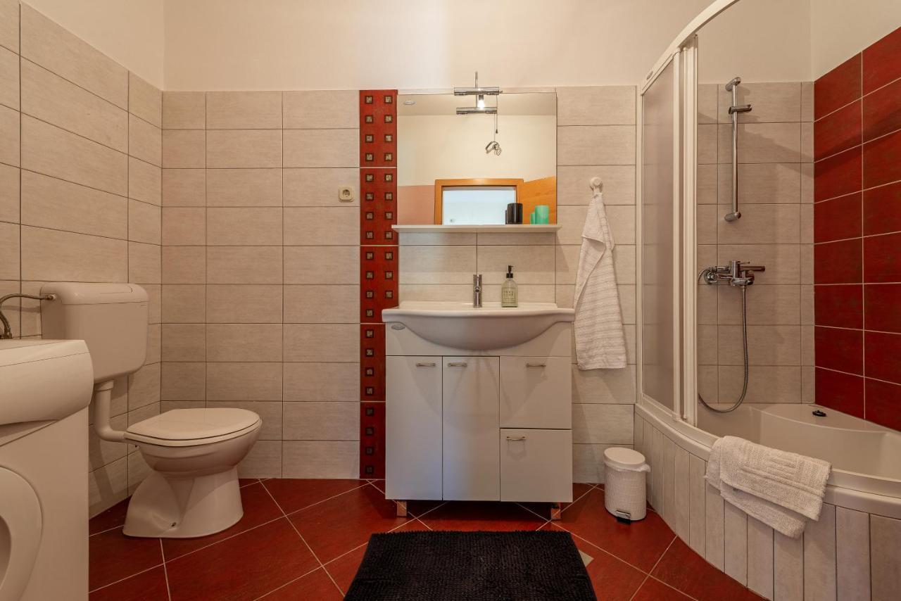 Apartment Brgacelj Kali Kültér fotó