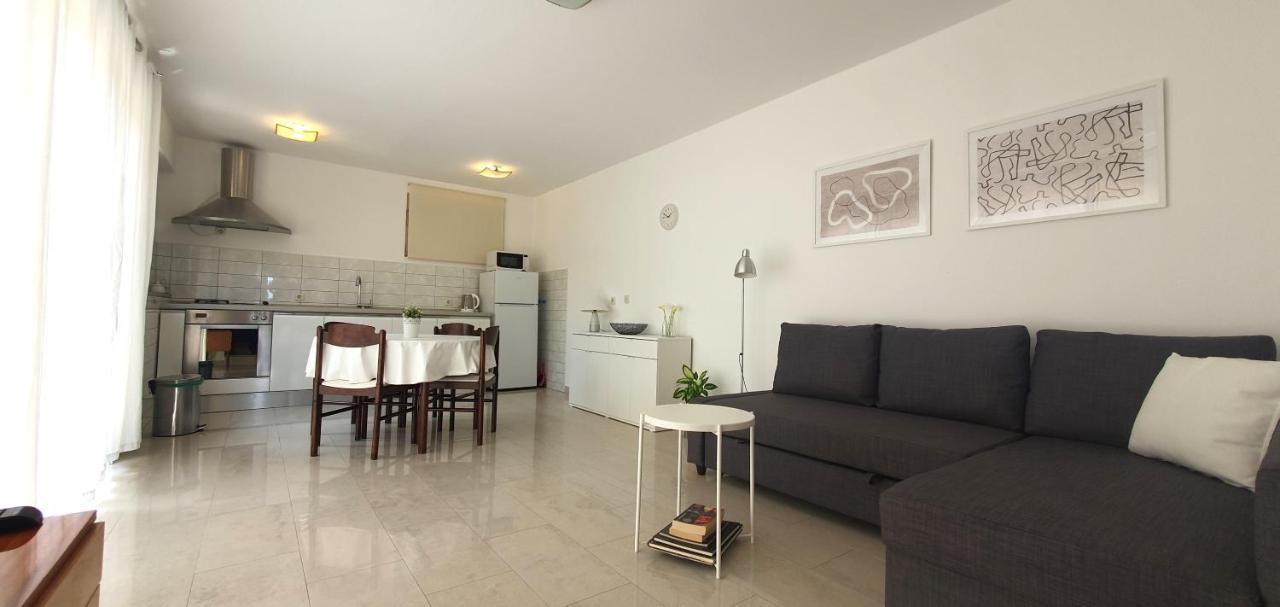 Apartment Brgacelj Kali Kültér fotó